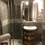 Bristol 的里雅斯特