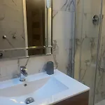 Bristol 的里雅斯特