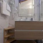 Bristol 的里雅斯特