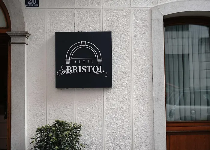Hotel Bristol 3*